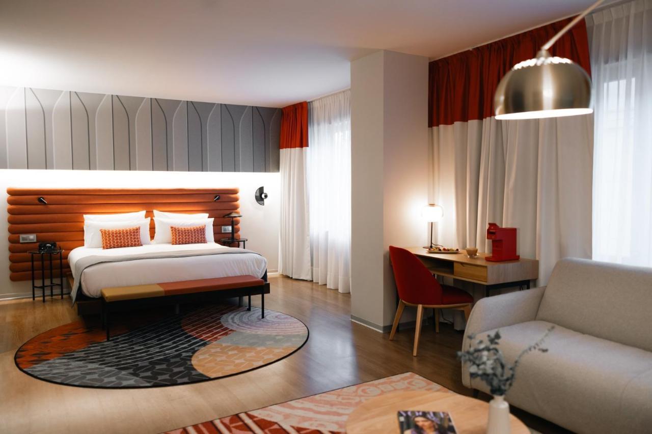 Hotel Indigo Granvia Plaza Espana, An Ihg 4*